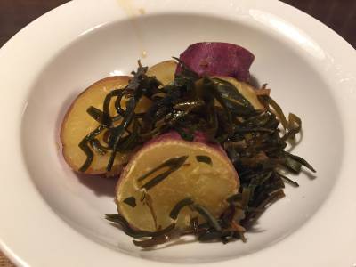 さつまいもと切り昆布の煮物