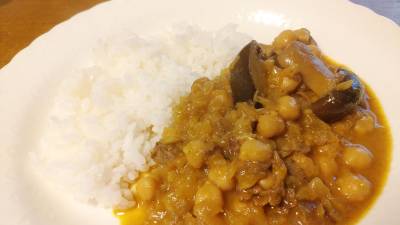 ひよこ豆と牛肉のカレー煮