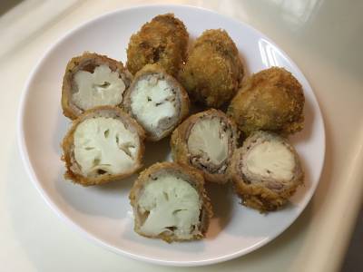 カリフラワーの肉巻きフライ