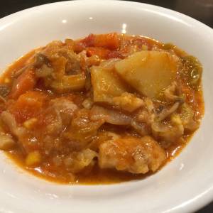 トマトとチキンの煮込み