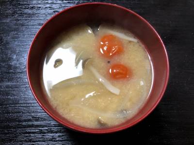 野菜でやさしいチンみそ汁