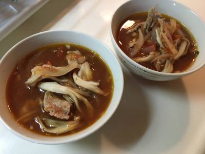 食べるホットトマトスープ