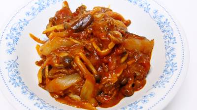 たっぷりきのこのデミグラス風煮込み