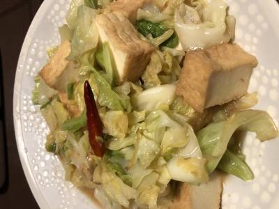 キャベツと厚揚げのみそ炒め