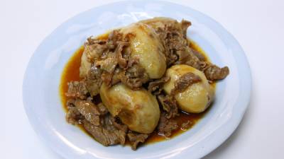 里芋と牛肉のオイスターソース煮