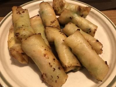 えびとアボカドの春巻