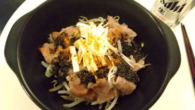 もやしと牛肉のごまポン酢丼