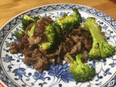 ブロッコリと牛肉のオイスターソース炒め