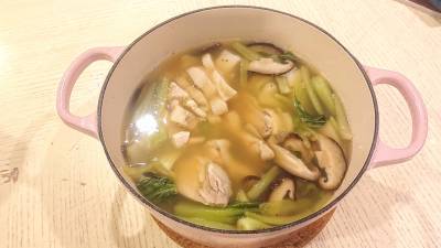 小松菜と切りもちのスープ