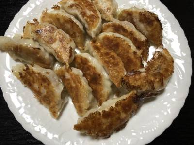 ギョーザ