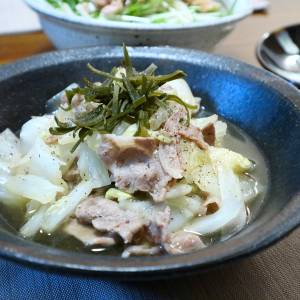 白菜と豚バラ肉の煮物