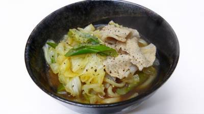 豚肉と春キャベツのうどん