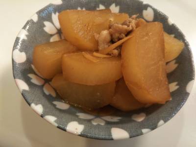 大根と豚バラの照り煮