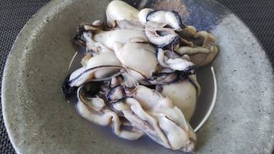 かきの酒炒り レシピ 高山 なおみさん みんなのきょうの料理 おいしいレシピや献立を探そう かきの酒炒り レシピ 高山 なおみさん みんなのきょうの料理 おいしいレシピや献立を探そう