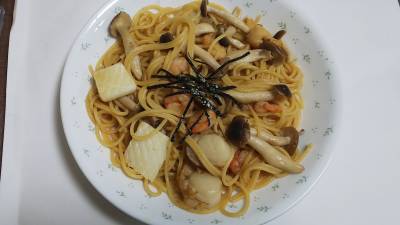 シーフードパスタ