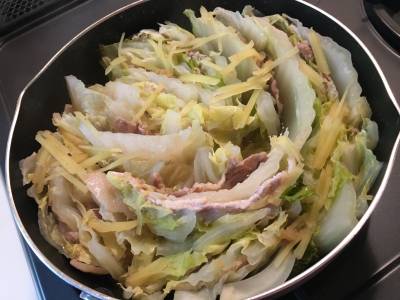 白菜としょうがの柚子こしょう鍋