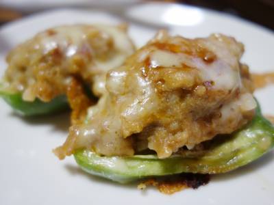 ピーマンの肉詰め