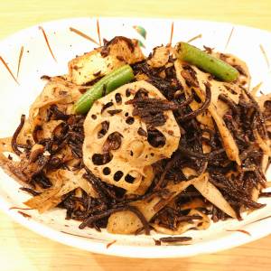 ごぼうとひじきのきんぴら