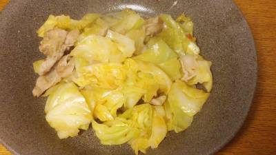 豚肉とキャベツのピリ辛煮