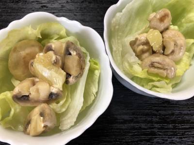 焼きキノコとレモンのわさび和え