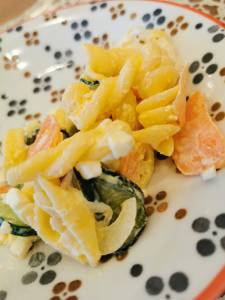 マカロニサラダ