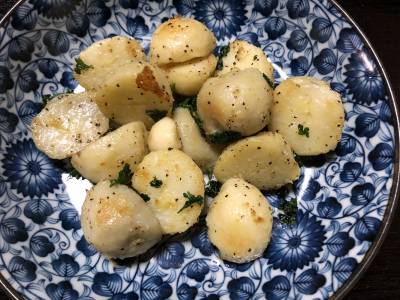 新じゃがの蒸し焼き