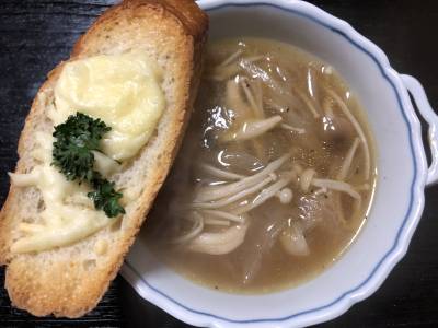簡単オニオンスープ