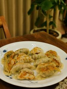 パリパリ焼きギョーザ