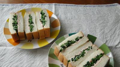 菜の花とハムペーストのサンド