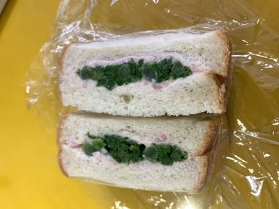 菜の花とハムペーストのサンド