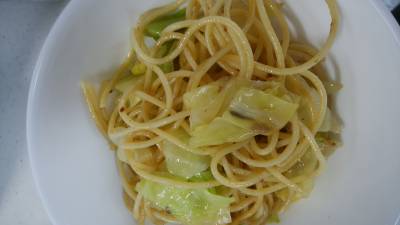 キャベツとアンチョビのスパゲッティ