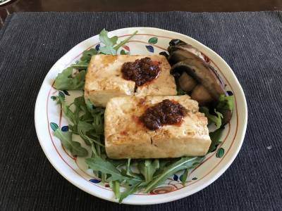 豆腐ステーキきのこたっぷりソース