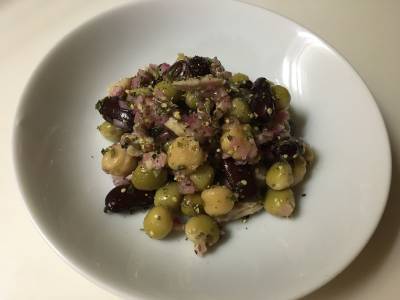 カラフルビーンズサラダ