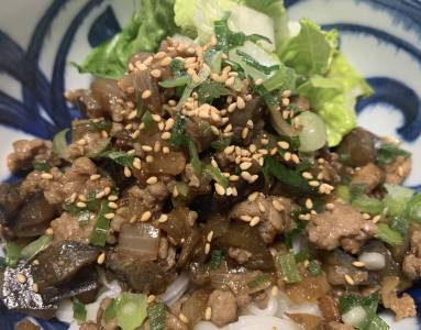 なすそぼろそうめん