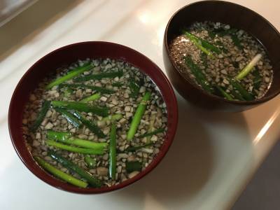 マッシュルームとにらのスープ