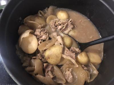 新じゃがと牛肉の甘辛煮