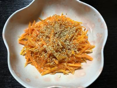 春にんじんのナムル