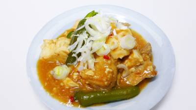 鶏とピーマンのどて煮風