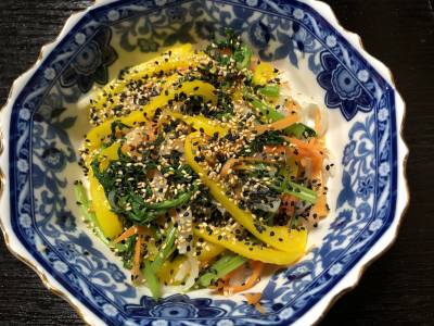 野菜のにんにくごま油あえ