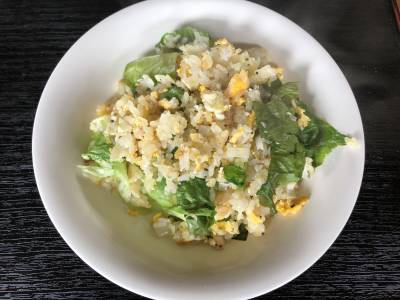 シンプルレタスチャーハン