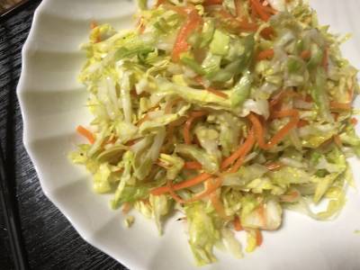 コールスローサラダ