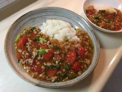 トマトのそぼろ煮