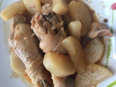鶏手羽先と大根のピリ辛煮