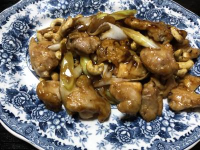 鶏とカシューナッツの四川風いため