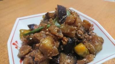 なすとピーマンの鍋しぎ