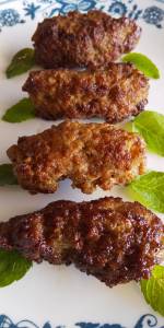 手づくりウインナーのホットドッグ