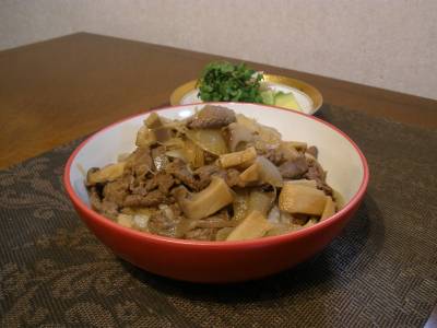 しょうがたっぷり牛丼
