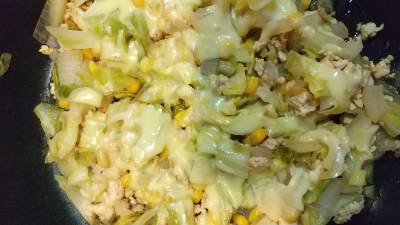 春野菜と鶏こまのチ-ズ焼き