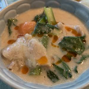 小松菜と豚肉のミルクスープ