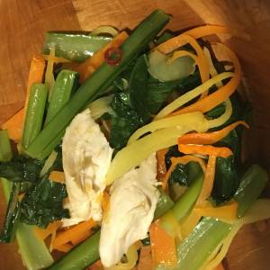 小松菜と鶏肉の塩炒(いた)め